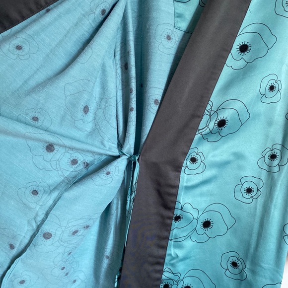 SIMON CHANG KIMONO - Picture 5 of 11